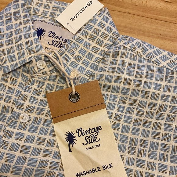 Vintage Silk Other - Closet Clearout! NWT Vintage Silk Circa 1969 Men's Button Down SS Shirt - Medium